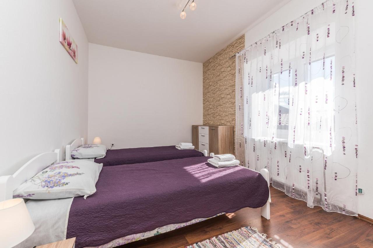 Holiday Home Tower With Private Pool, Sauna And Quads Smilcic Ngoại thất bức ảnh