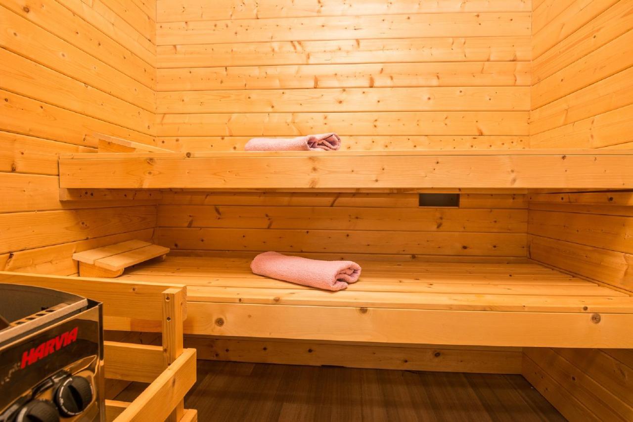 Holiday Home Tower With Private Pool, Sauna And Quads Smilcic Ngoại thất bức ảnh